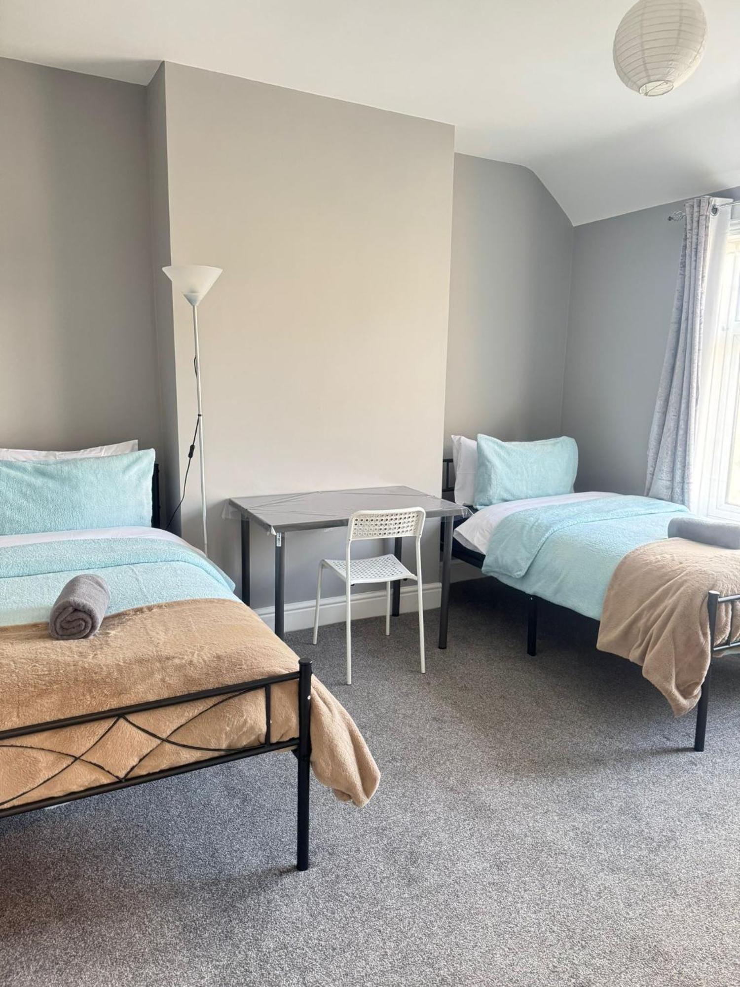 Shirley House 6, Guest House, Self Catering, Self Check In With Smart Locks, Use Of Fully Equipped Kitchen, Close To City Centre, Ideal For Longer Stays, Excellent Transport Links Southampton Extérieur photo