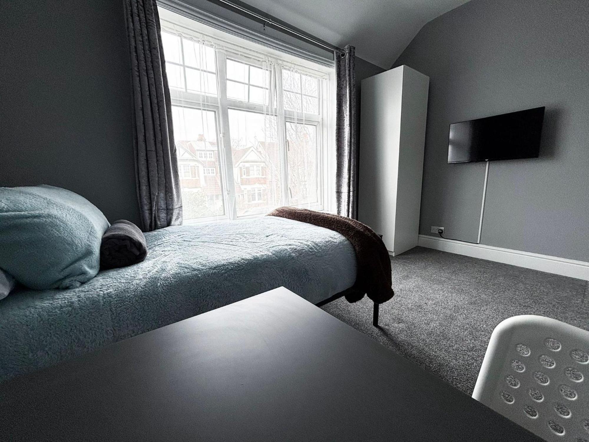 Shirley House 6, Guest House, Self Catering, Self Check In With Smart Locks, Use Of Fully Equipped Kitchen, Close To City Centre, Ideal For Longer Stays, Excellent Transport Links Southampton Extérieur photo